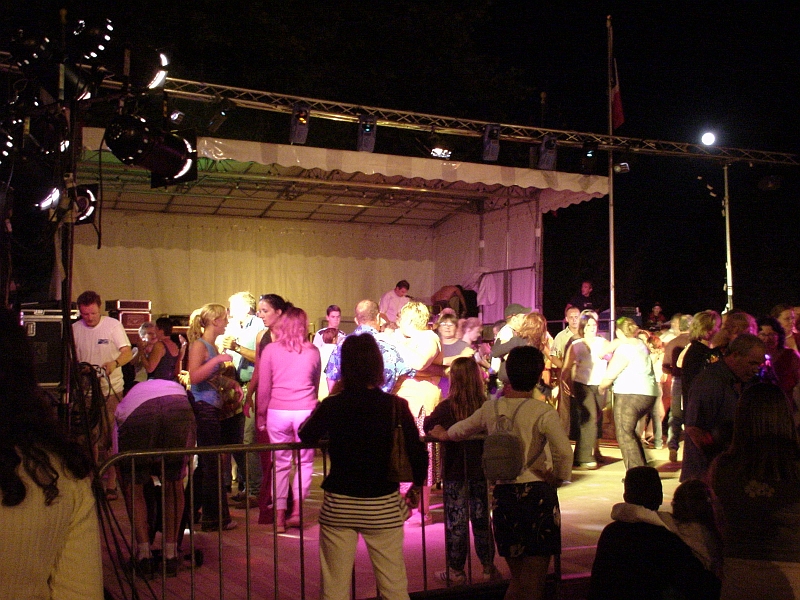 2003_07_13 fete nationale au camping0049.JPG